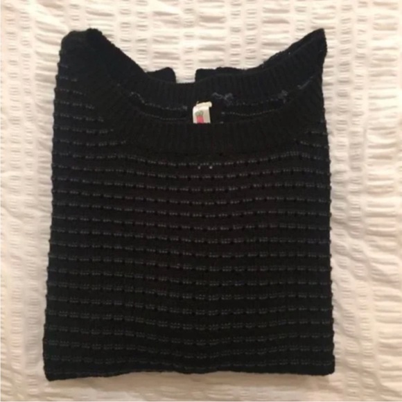 Black & Blue Striped Tobi Knit Crewneck Sweater [Small] - Picture 3 of 3